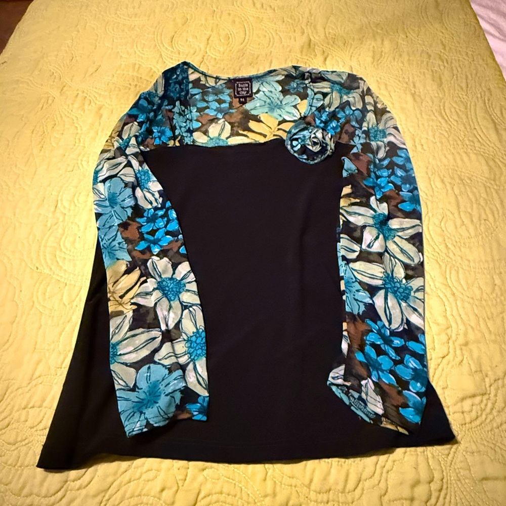 Suzie In The City Floral Blue and Black Blouse